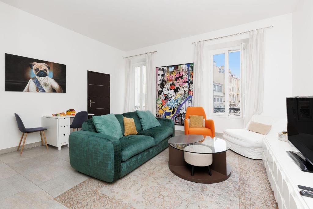 Upstays Spacious 77m T3 Apartment with Terrace