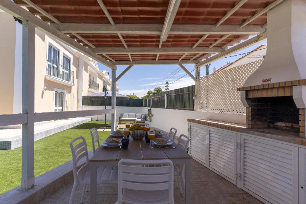 #338 Peaceful Family Apartment Outdoor Space