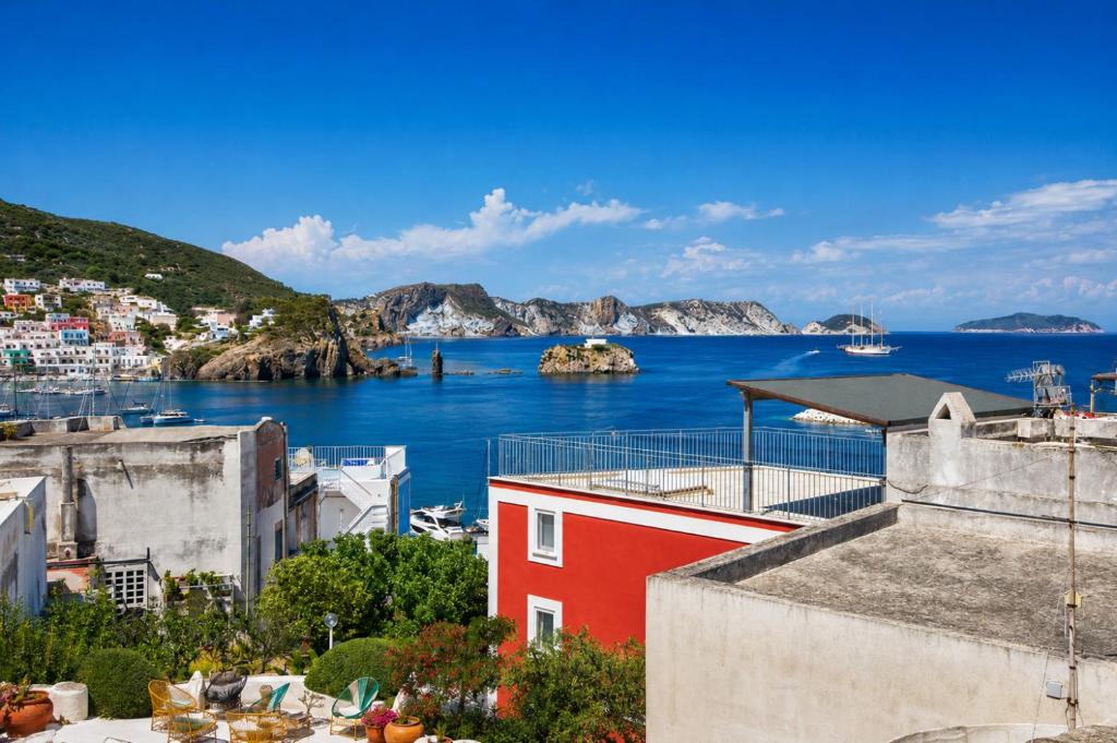 a view of the ocean from a building at Maridea - Turritella in Ponza
