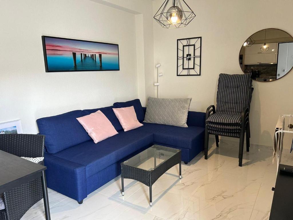 Simeon Apartment