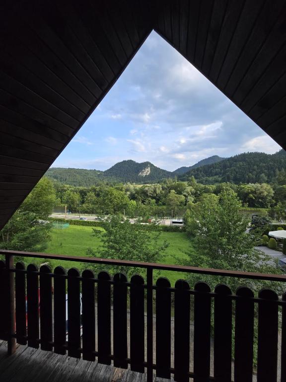 a view from the balcony of the mountains at Willa Zwinka in Szczawnica