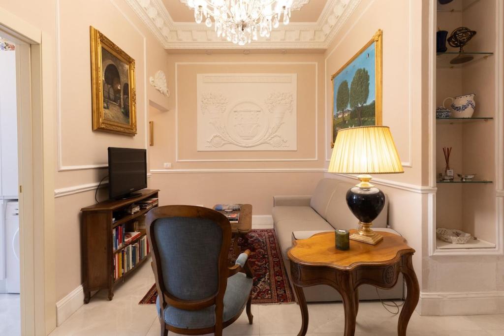 Scala's Heritage Florentine Classic Home