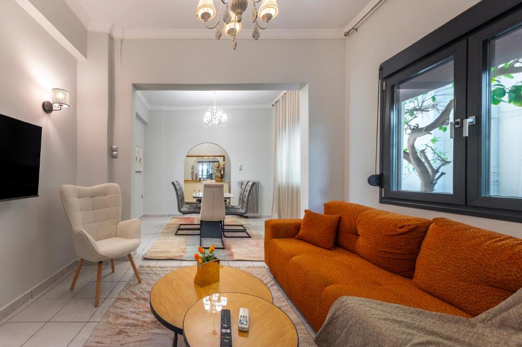 Cozy & Harmony Home in Glyfada Athens