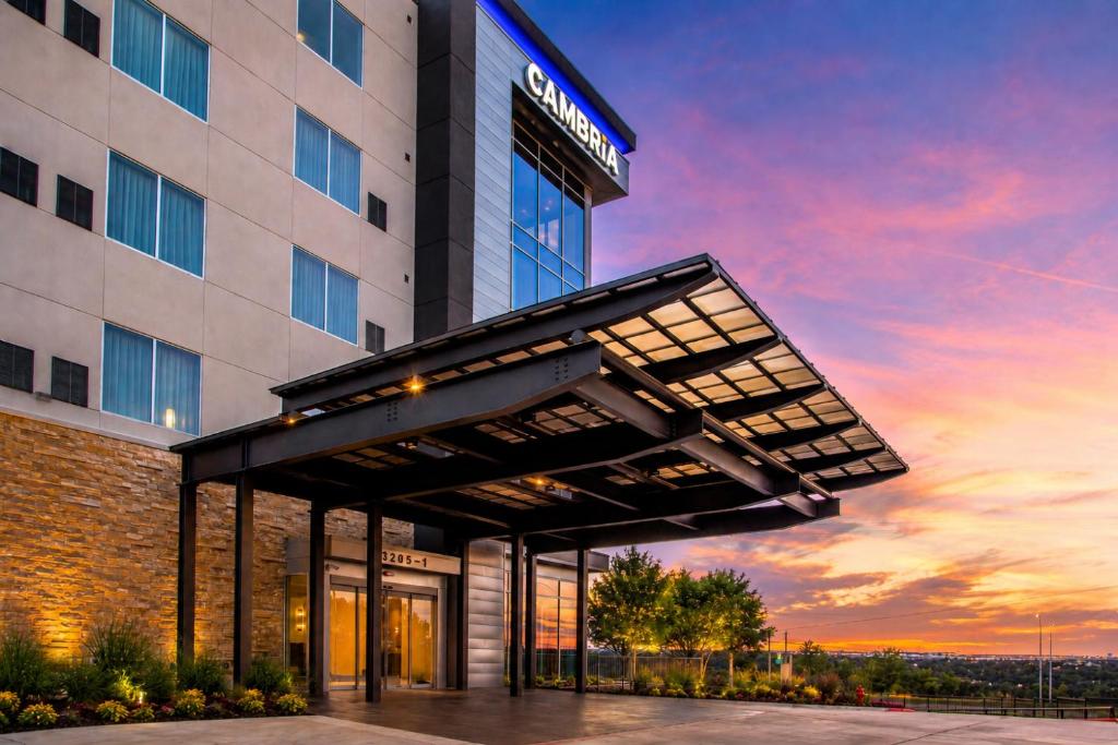Cambria Hotel Austin Uptown near the Domain