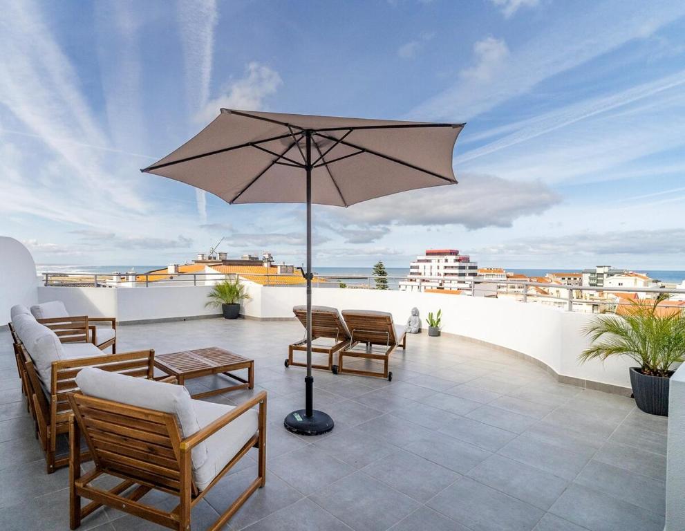 Ocean View Penthouse Studio with 70m2 PrivateTerrace