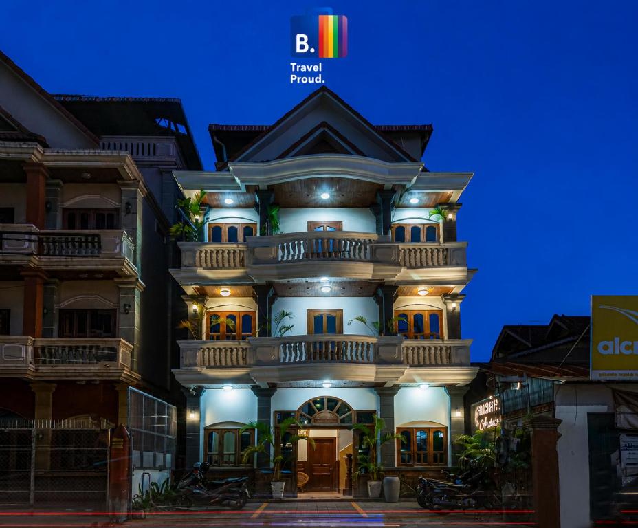 akritkritkritkritkritkritkrit house is a boutique hotel in the city at Archaic House- Siem Reap in Siem Reap