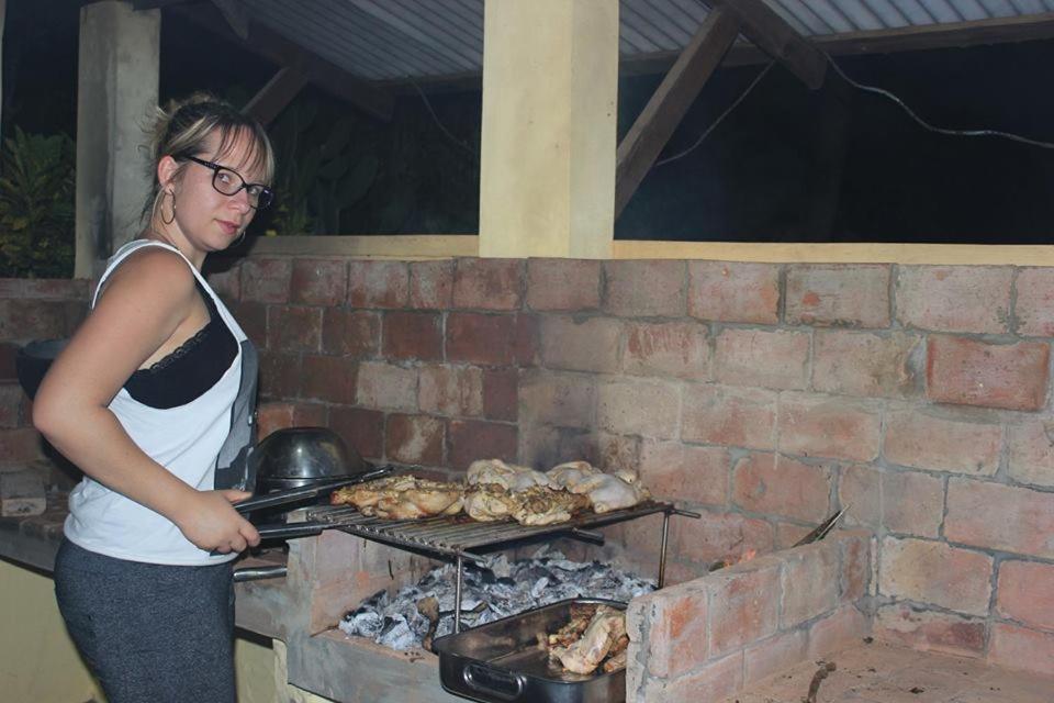 Gril dostupný pro hosty v penzionu