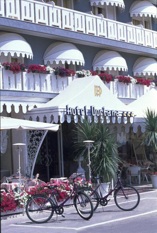Jízda na kole v ubytování Hotel Doriana nebo okolí