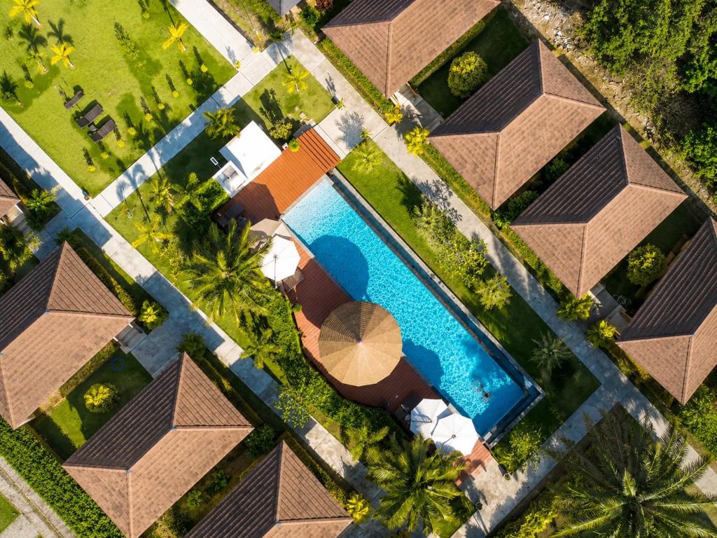 Kolam renang di atau dekat dengan Verona Lanta Resort