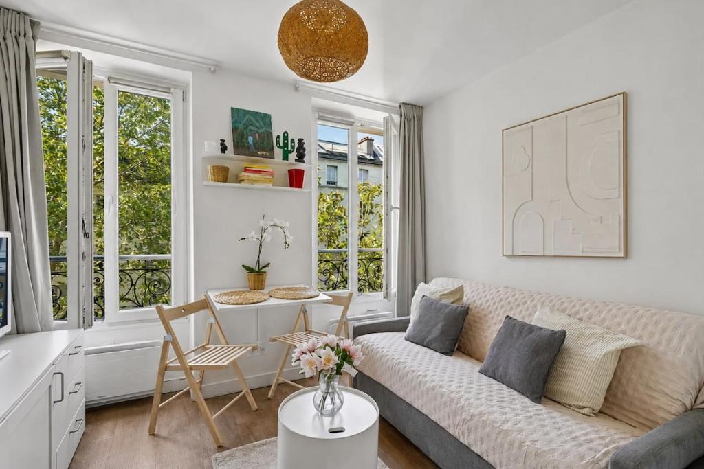 Elegant studio between Montmartre and Les Batignolles
