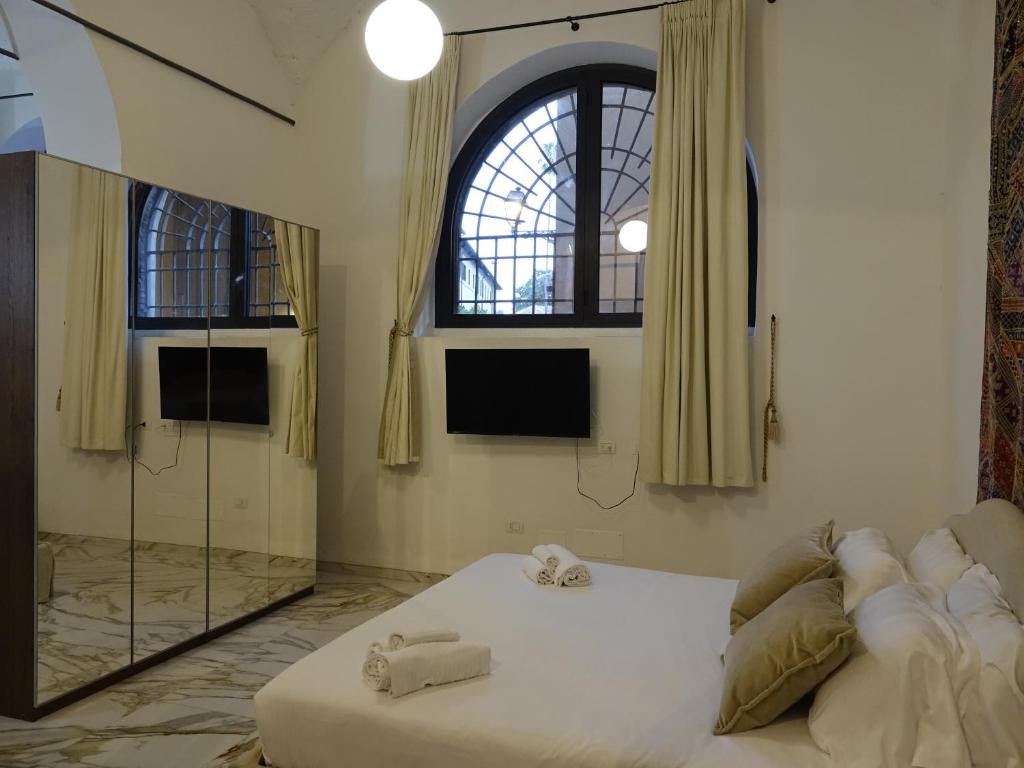 Helmirage Luxury Fori Imperiali