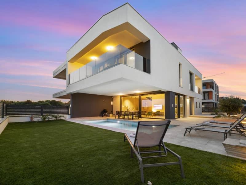Luxury Modern Villa MarEA by Istrabook