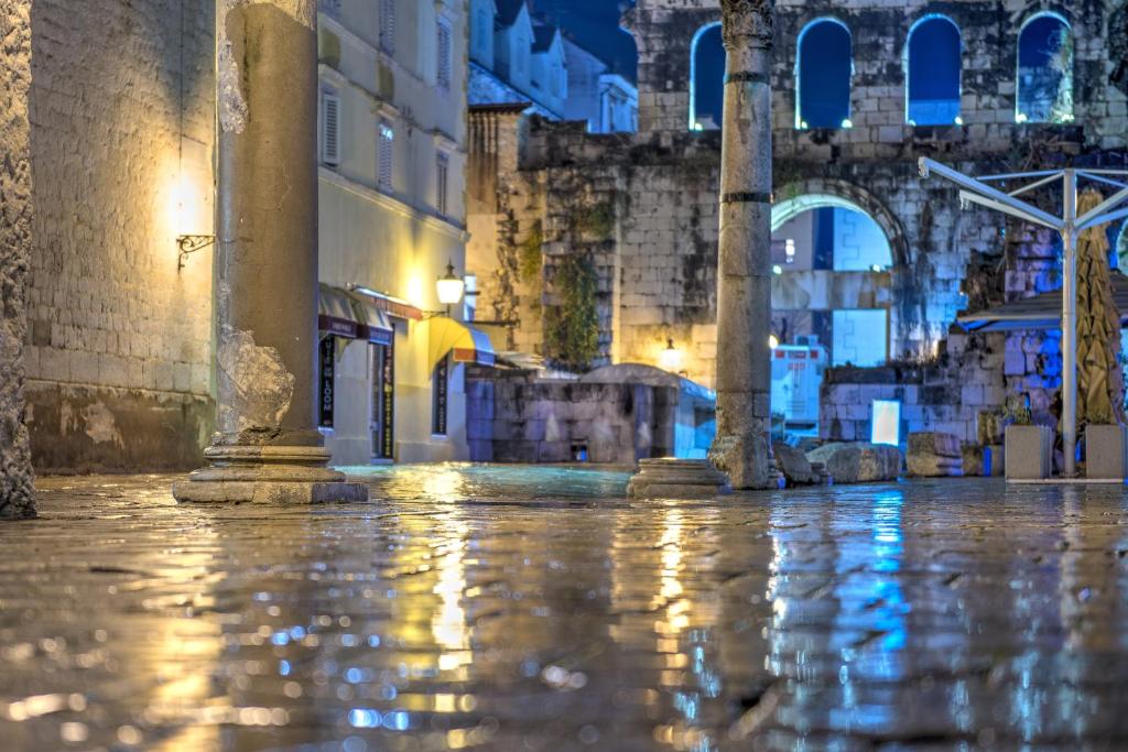 Miestna pamiatka v blízkosti apartmánu
