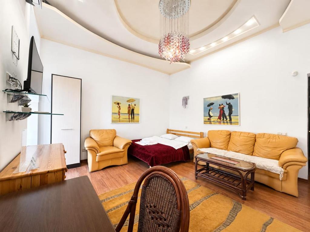 Home Hotel Apartments on Kontraktova Ploshcha фото 5