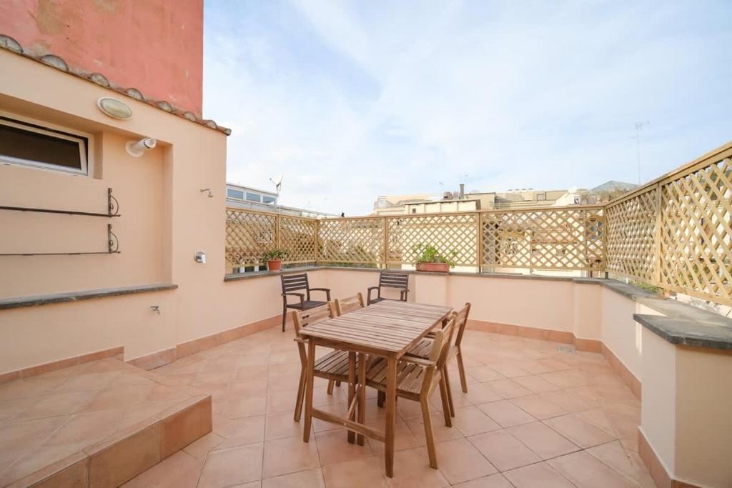 Juan's Trevi Apartment BuddyRent