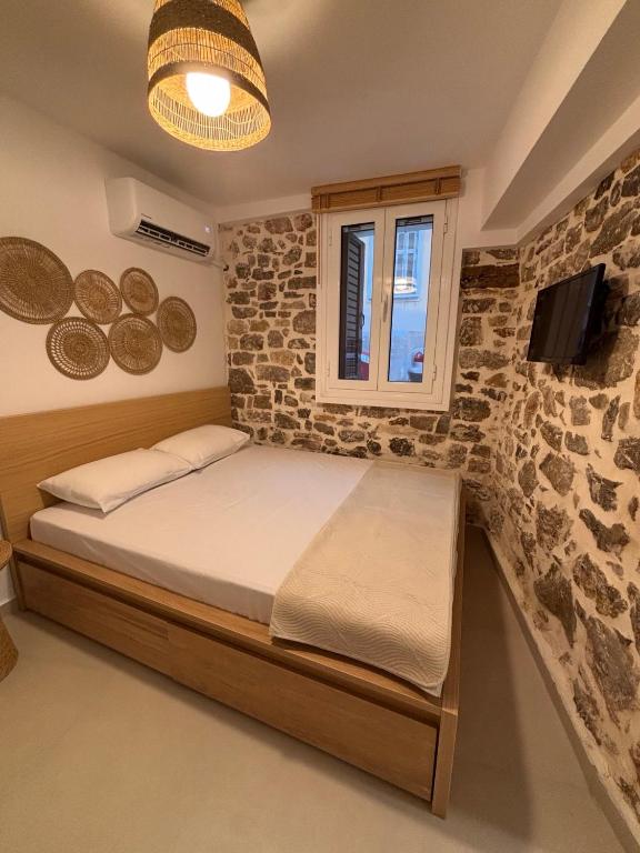 PALAMIDI nest I