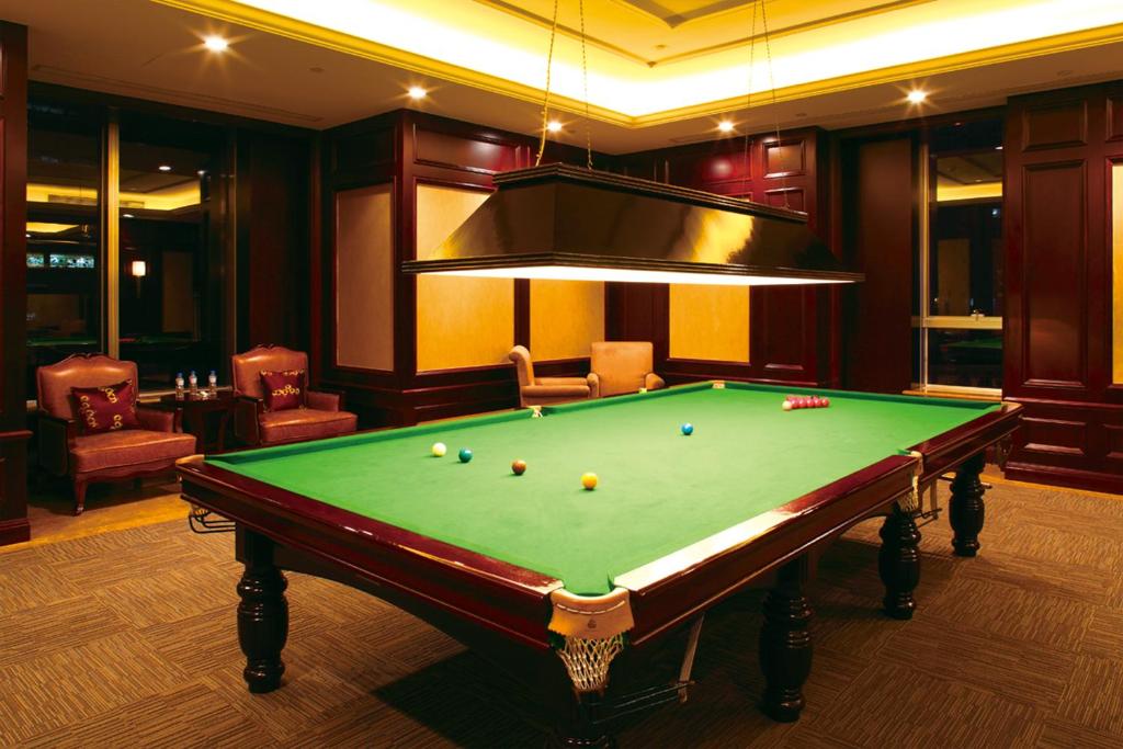 Biliár nebo kulečník v ubytování Grand Central Hotel Shanghai - Nanjing Road