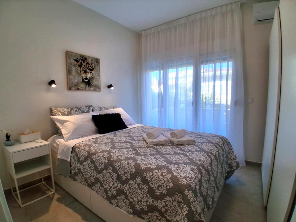 Alpha Suite