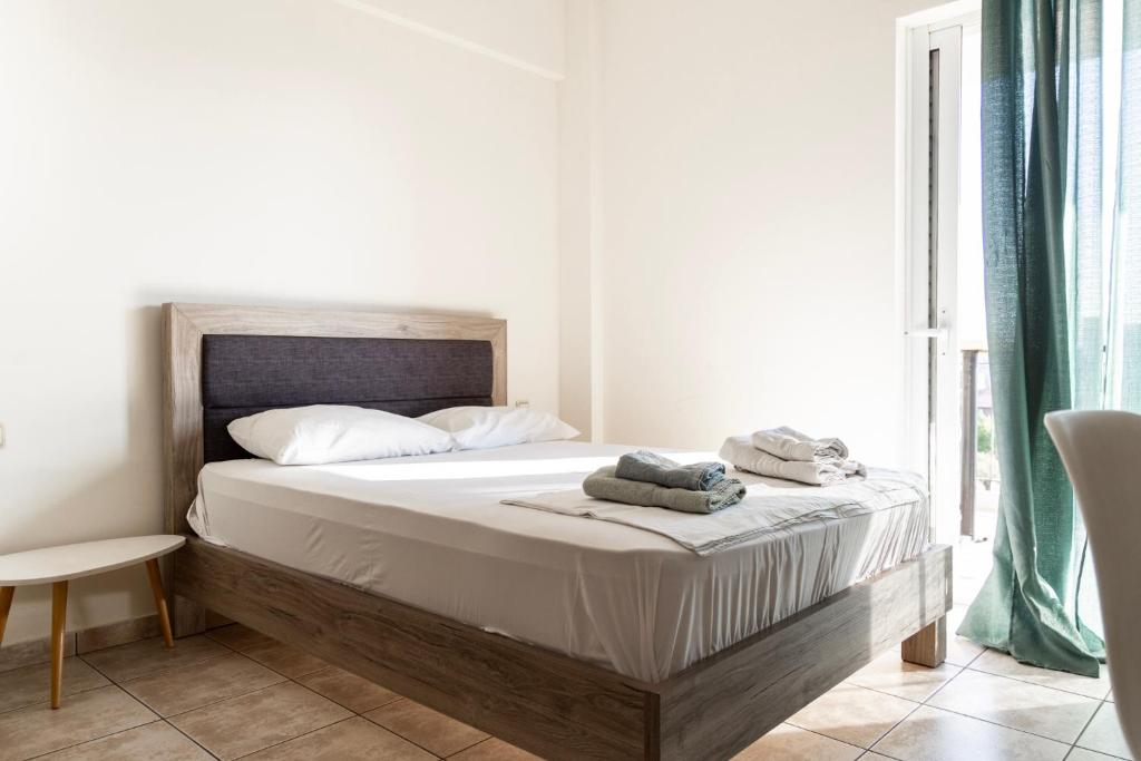 Elia mini suite 1