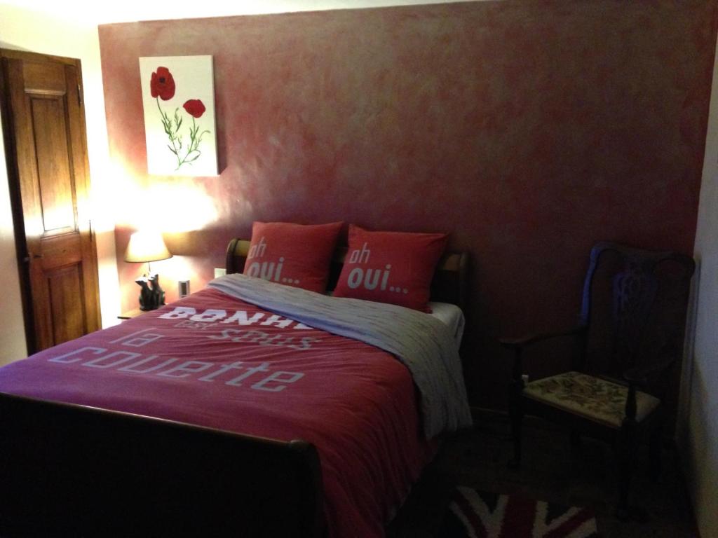 Postel nebo postele na pokoji v ubytování B&B L'Estuve provencale