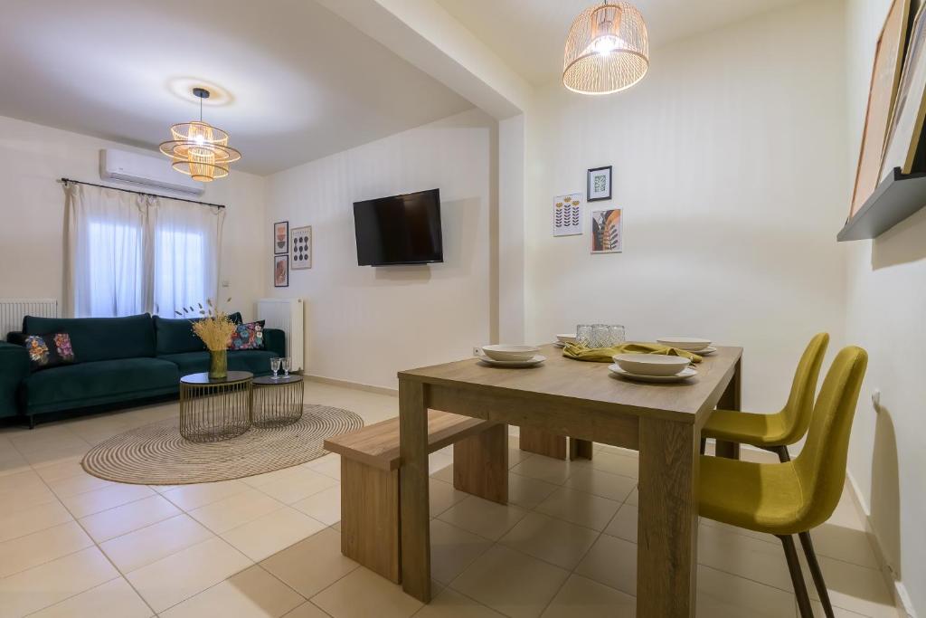Green - 2 BDR Central Apartment