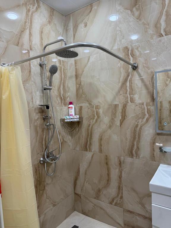 لابی و فضای عمومی Apartment in centre of Yerevan - تصویر ۵