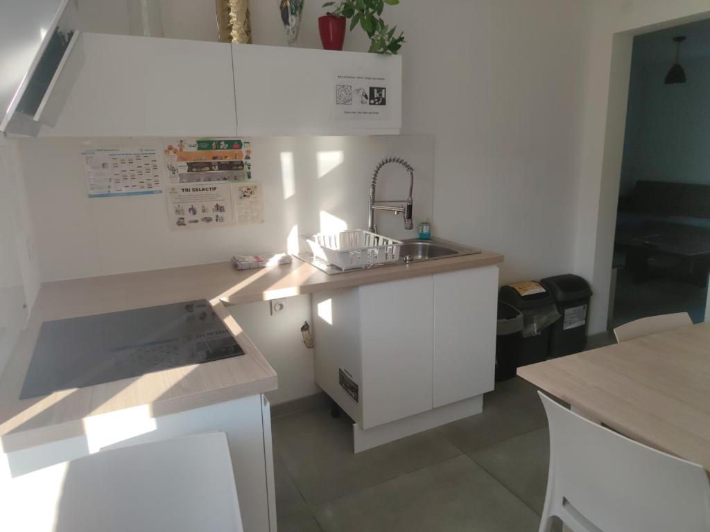 Spacieux et serein avec patio, barbecue et WIFI – photo 19