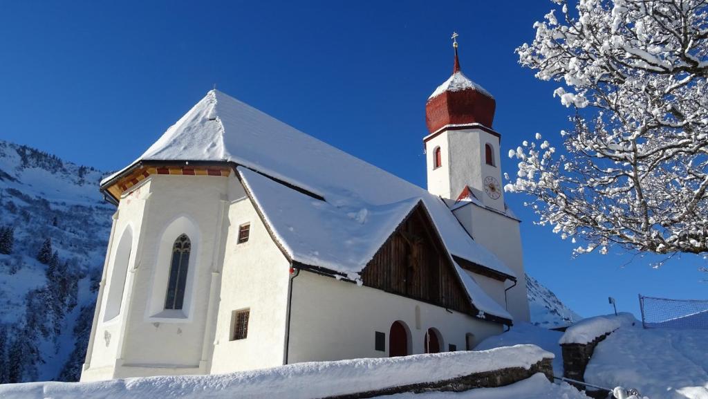 Pension Edelweiss v zimě