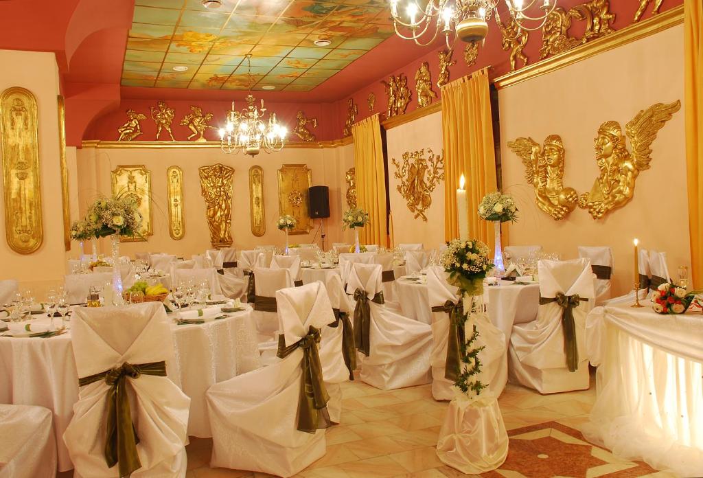 Restaurace v ubytování Hotel Kreta
