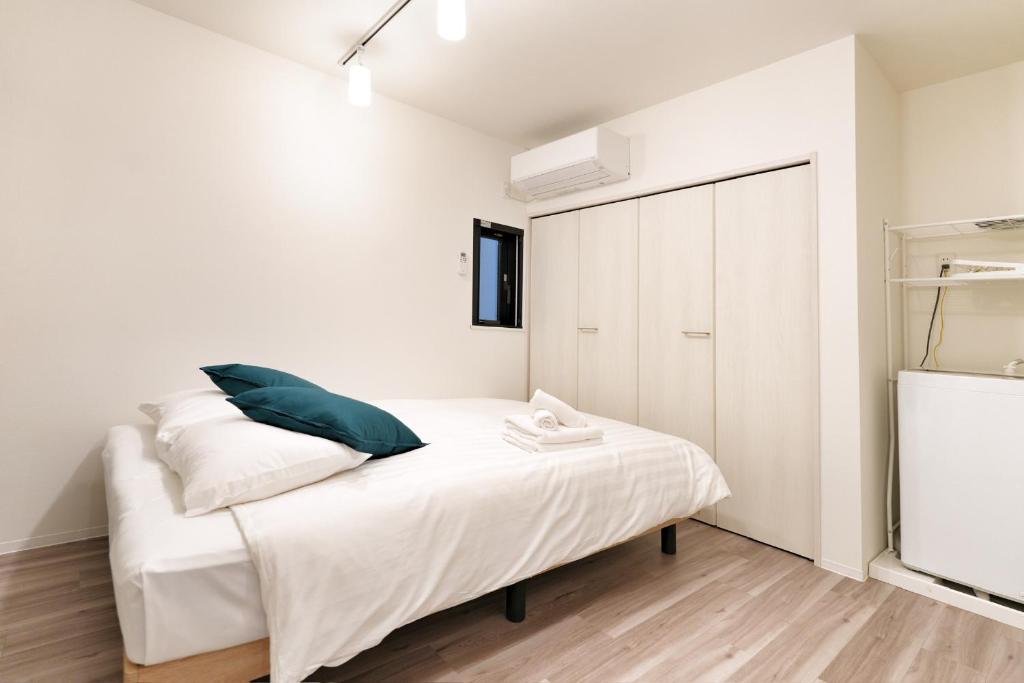 YXD102 Opened in 2025, Cozy Room with Double Bed