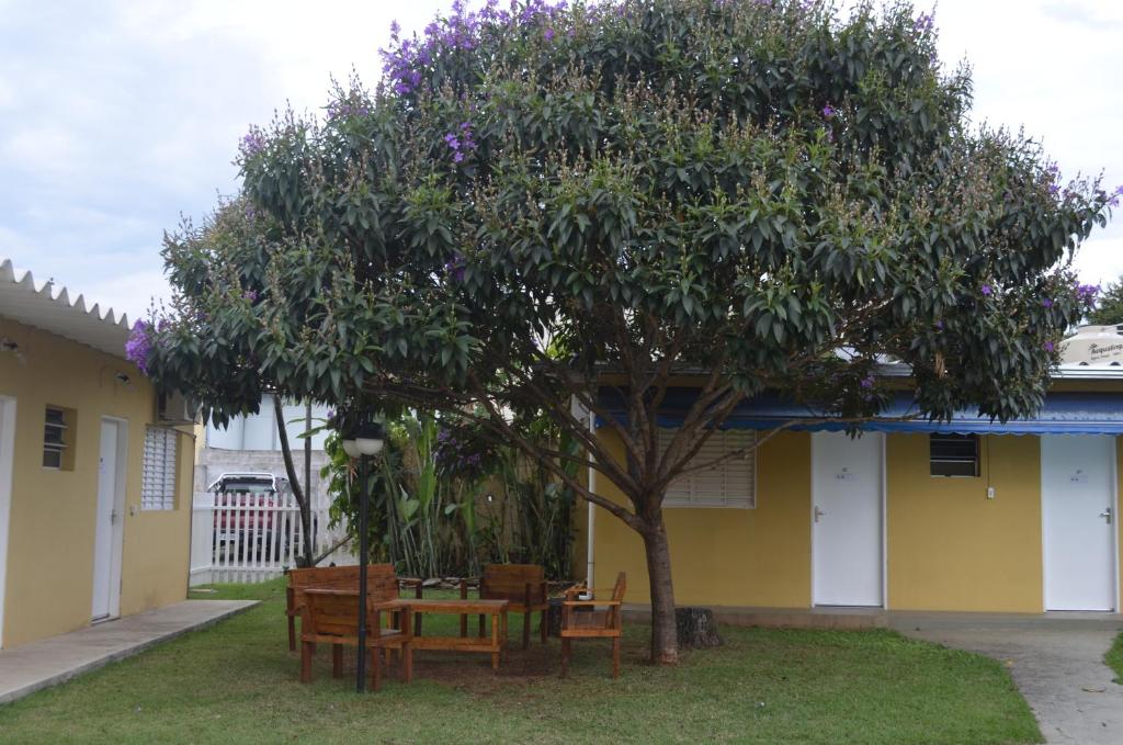  Unibarão Hotel