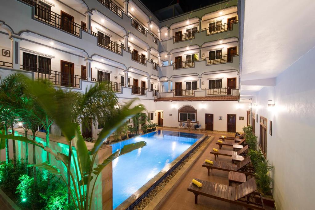 Golden Bakong Boutique