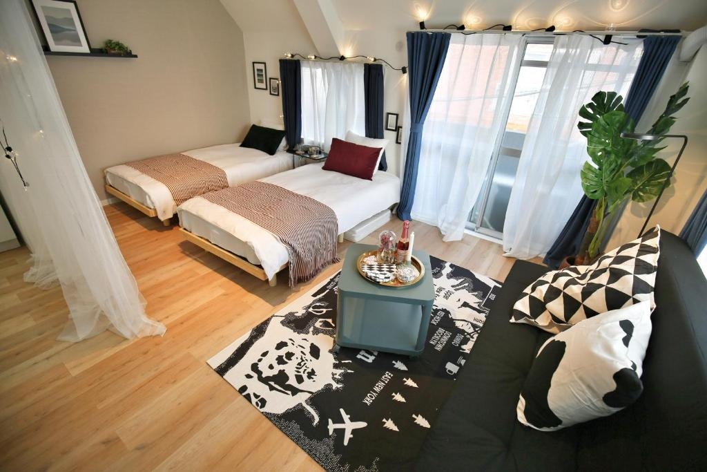 BRT302 Twin Room, Ideal for Friends in Tokyo