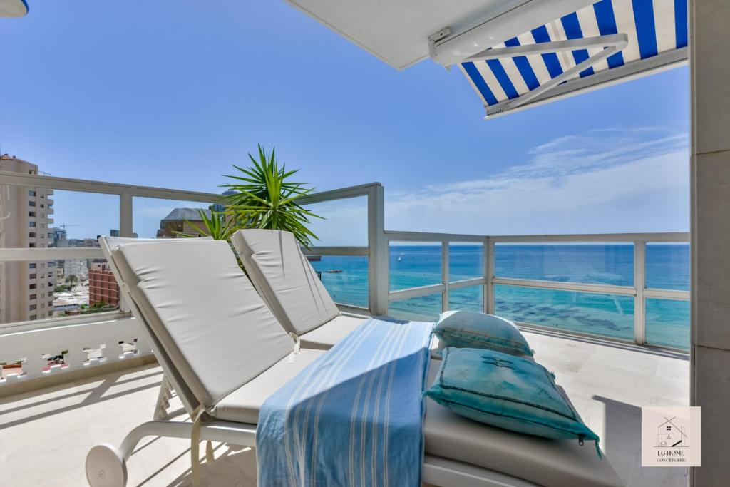 Miramar Penthouse Beachfront 30m2 Terrace