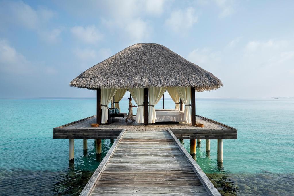 Niva Kuramathi Maldives - View 9