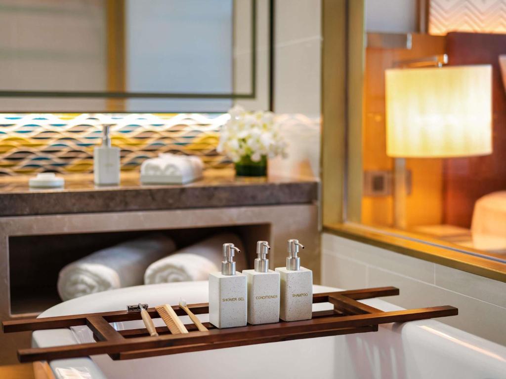 lịch trống Oceanfront villa Nha Trang