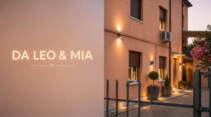 a building with a sign that reads la legenda and ma at Da Leo & Mia in Modena
