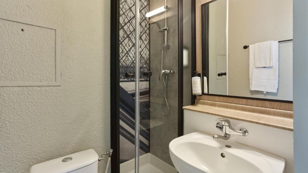 Campanile PRIME - Paris Ouest Boulogne - Camera Standard: 1 Letto Queen Size