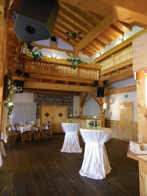 Restaurace v ubytování Landgasthof Scherer