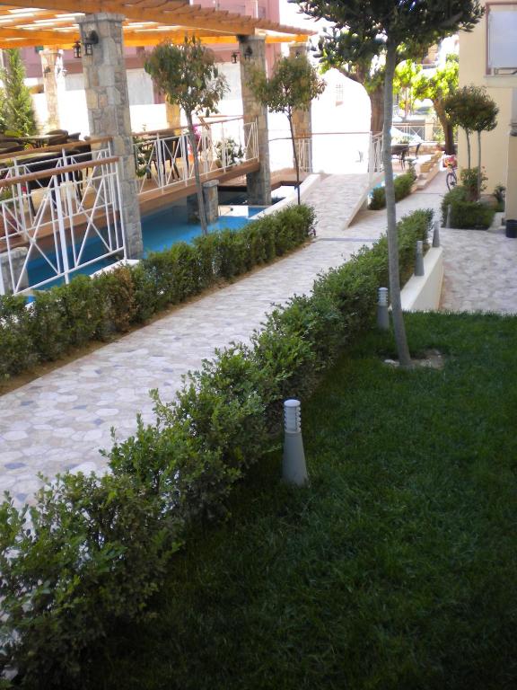 Zahrada ubytování Neda Hotel