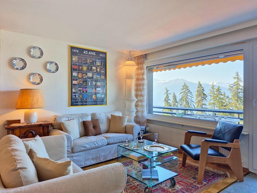 Apartment Cransalpin Apt- 25 - Secteur 1 by Interhome