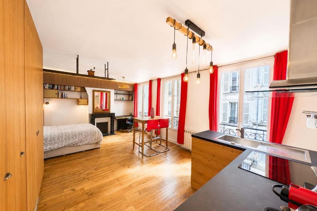 Superb Bright Apt Near Sacré Coeur