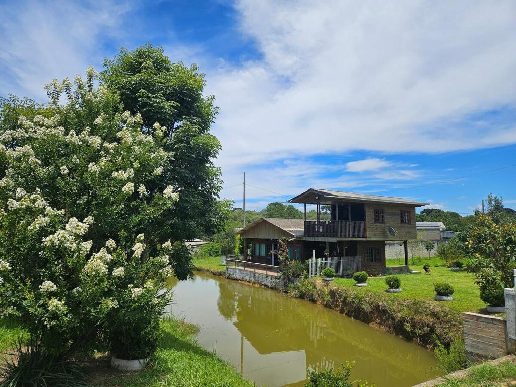 Gallery image of Chácara Rústica com Lago e Wi-Fi in Prudentópolis