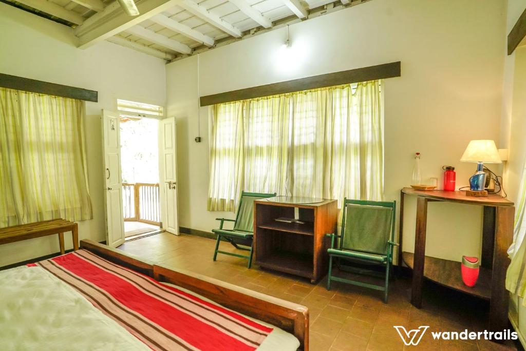 Teak Town - Quarto Duplo Do Orçamento