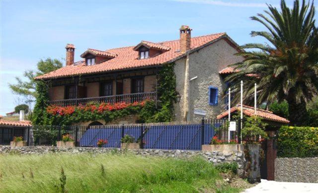 Gallery image of La Posada de Langre in Langre