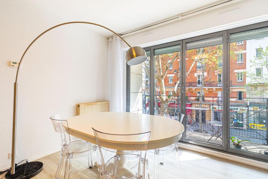 GuestReady - Bright stay in the 17th arr.