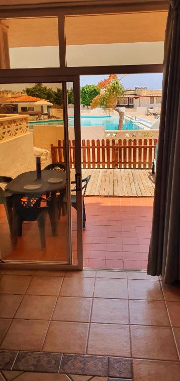 Casa blu Amazing Tenerife Playa Paraiso Rosa Center pool wi-fi
