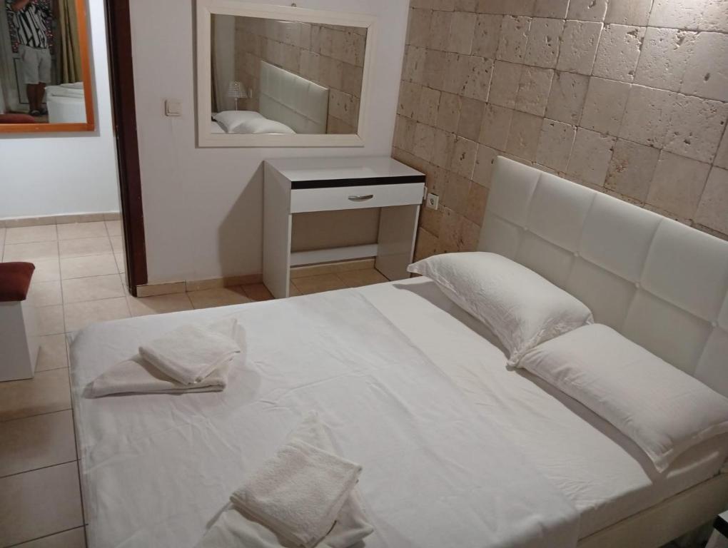 تصویر اتاق‌های Safari Suit Hotel , Side - تصویر ۲
