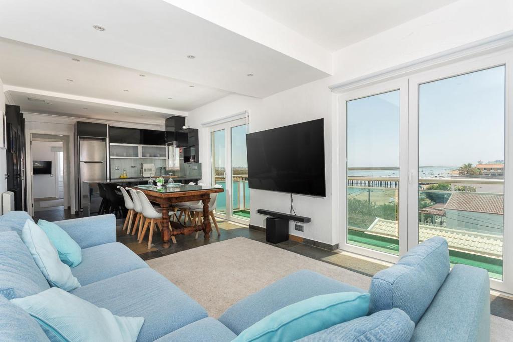 Blife Charlya private apartment at Faro beach