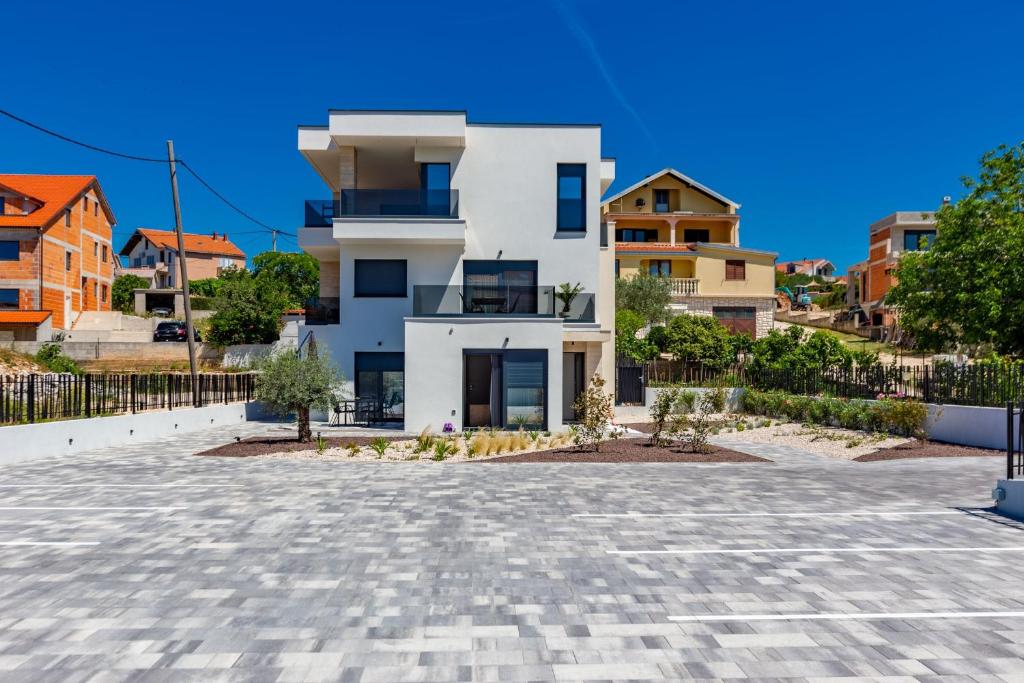 Casa MiA Apartments with parking
